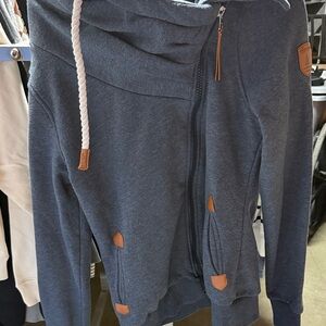 Wanakome Gray Hoodie with Brown Details